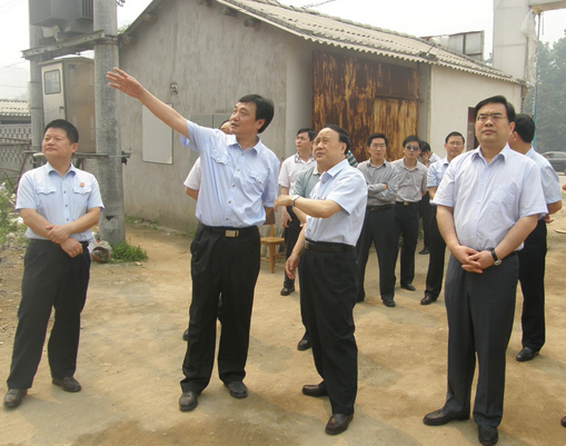 省高院郑少三院长来我院视察图片新闻