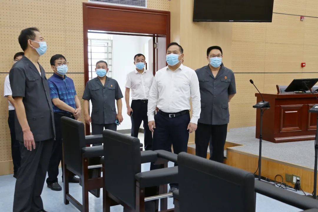 2.webp.jpg 2.webp.jpg